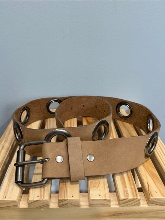 Kim White Accessories - Kim White Leather Grommet Belt Taupe Beige XS USA Made
